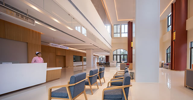 無機(jī)預(yù)涂板在醫(yī)療康養(yǎng)領(lǐng)域的應(yīng)用 