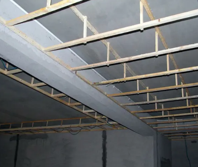 輕質(zhì)隔墻板