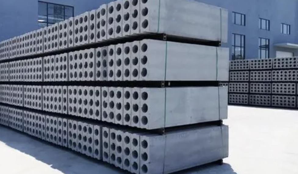 輕質(zhì)隔墻板