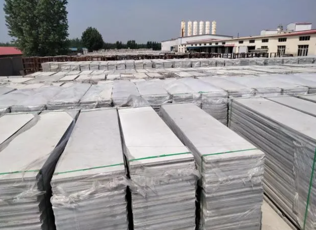 輕質(zhì)隔墻板