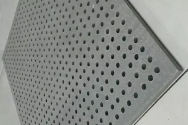 板材裝修小知識，纖維水泥穿孔吸音板的功效